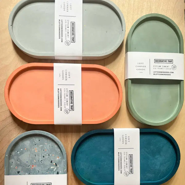 Oval tray